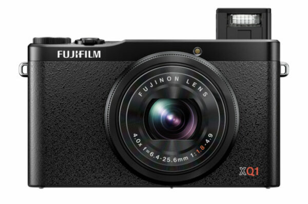 Retrouvez le mode d'emploi du Fujifilm X-Q1. Découvrez les fonctionnalités, réglages, et conseils pour maîtriser cet appareil photo professionnel.