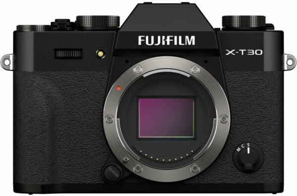 Retrouvez le mode d'emploi du Fujifilm X-T30 II. Découvrez les fonctionnalités, réglages, et conseils pour maîtriser cet appareil photo professionnel.